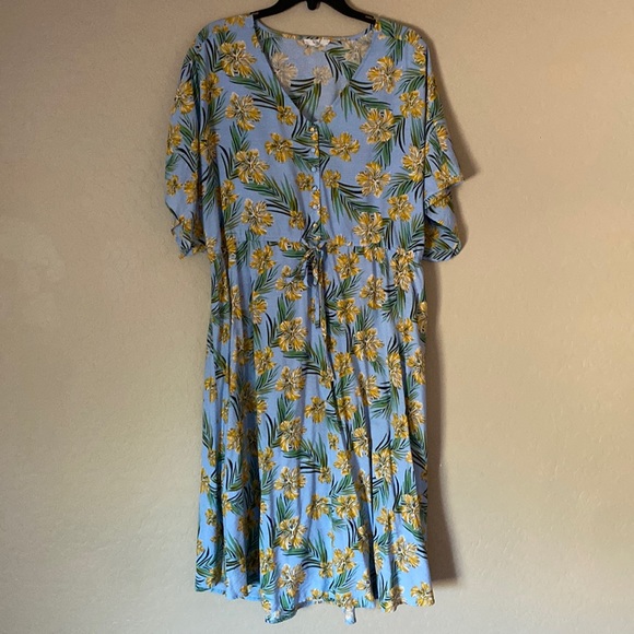 easel Dresses Easel Large Floral Midi Dress With Adjustable Waist